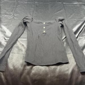 Aero Women’s Black Long Sleeve Off-the-Shoulder Sweater Style Shirt Size‎ XS